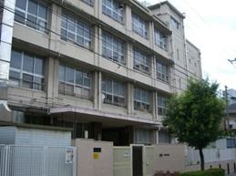 Primary school. 750m to Osaka Municipal Benten Elementary School