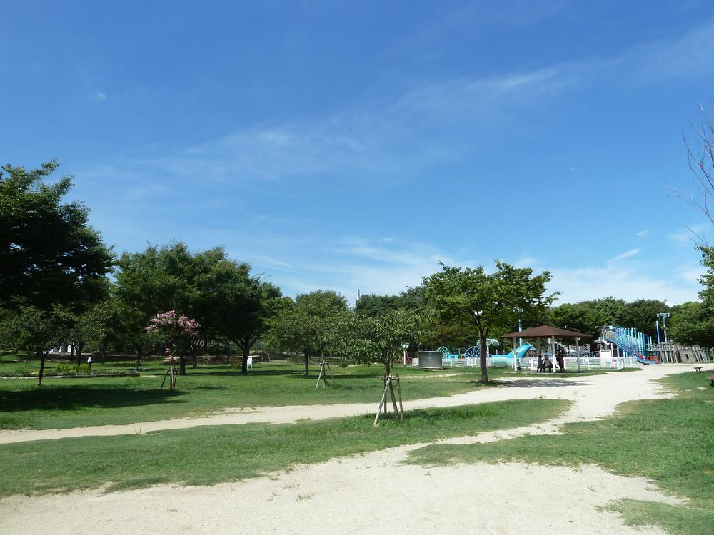 park. Yahataya 200m Yahataya park to the park