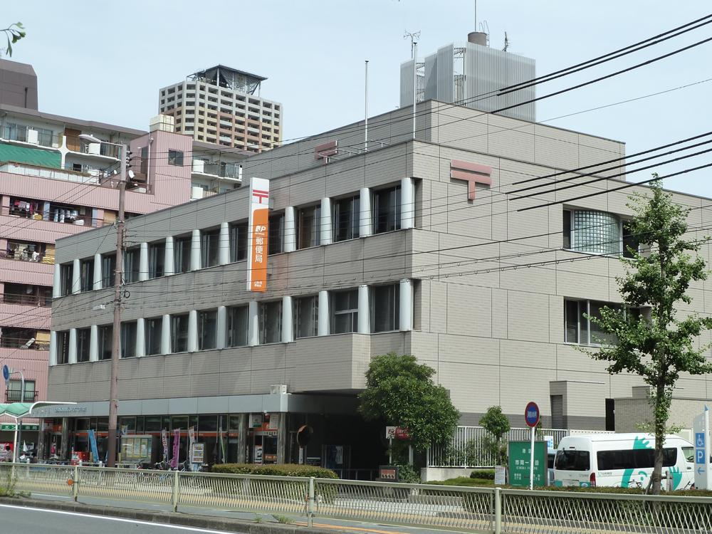 post office. To the port post office 1280m harbor post office