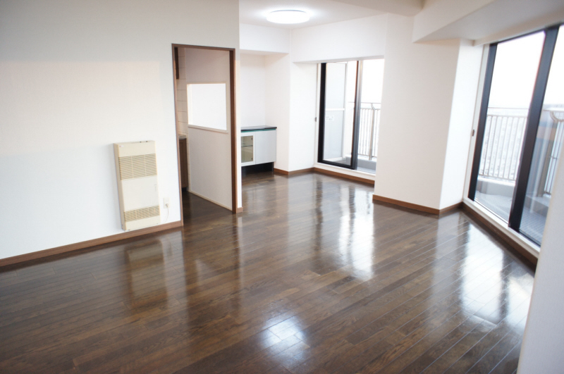 Other. living ・ Dining 15.6 Pledge