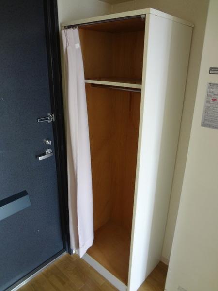 Receipt.  [Minato-ku, rent] Storage is also rich