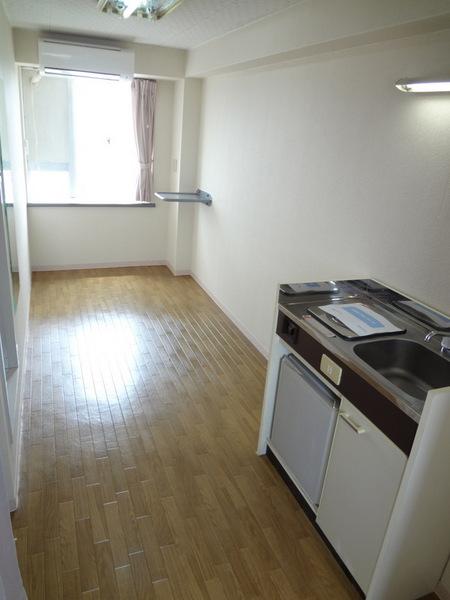 Living and room.  [Minato-ku, rent] Clean rooms ☆ 