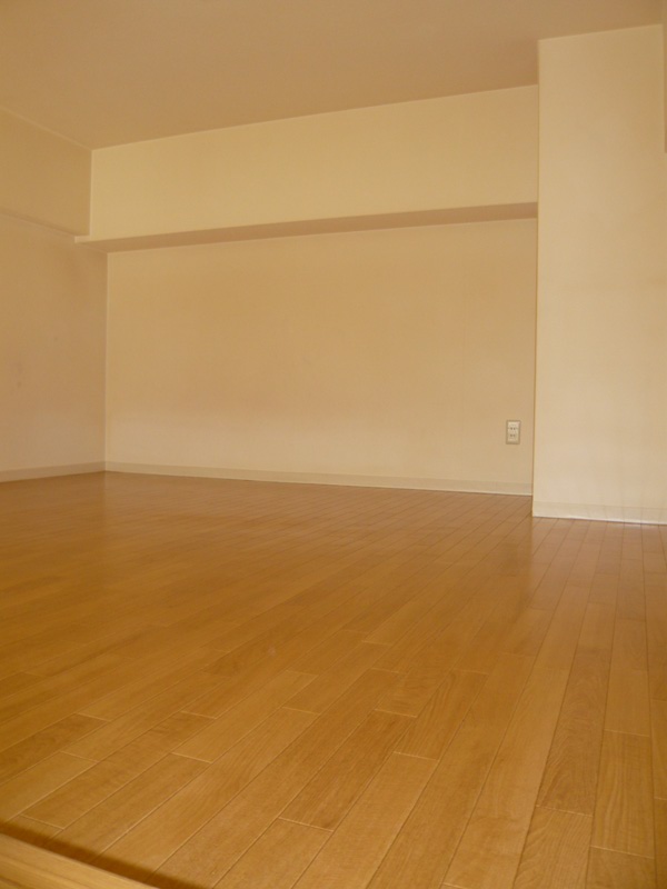 Other room space. loft