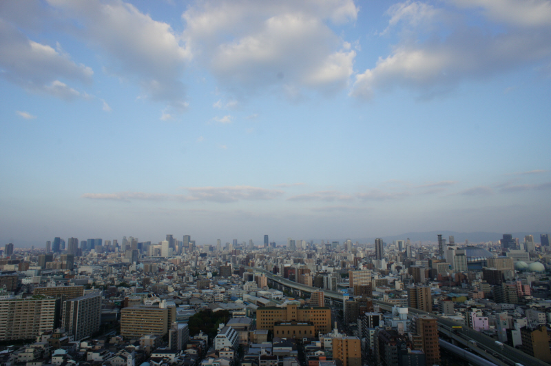 View. Why do not you put this view to the hand?