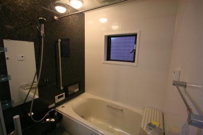 Same specifications photo (bathroom). Bathroom TV standard