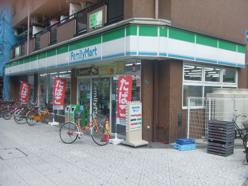 Convenience store. 225m to FamilyMart harbor Bentencho store (convenience store)