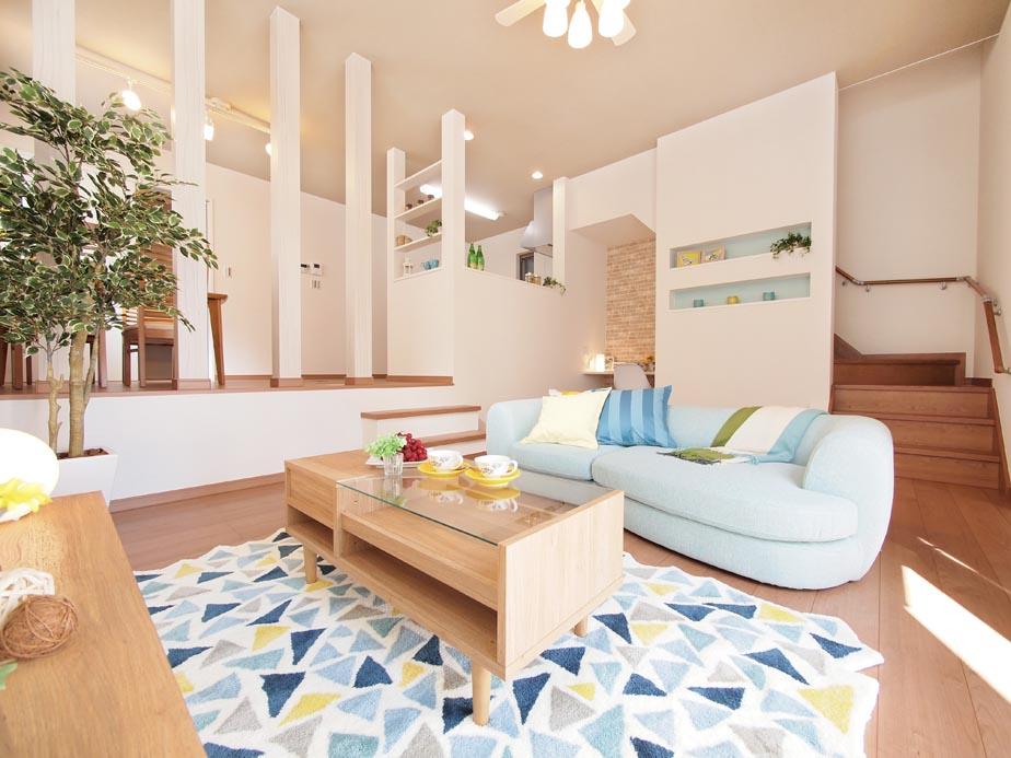 Model house photo. 20.7 Pledge certain LDK. Living and dining is open preeminent because the ease of use + ceiling has become a split-level home is high