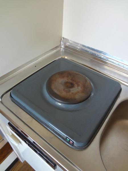 Kitchen.  [Minato-ku, rent] Enough you can dish