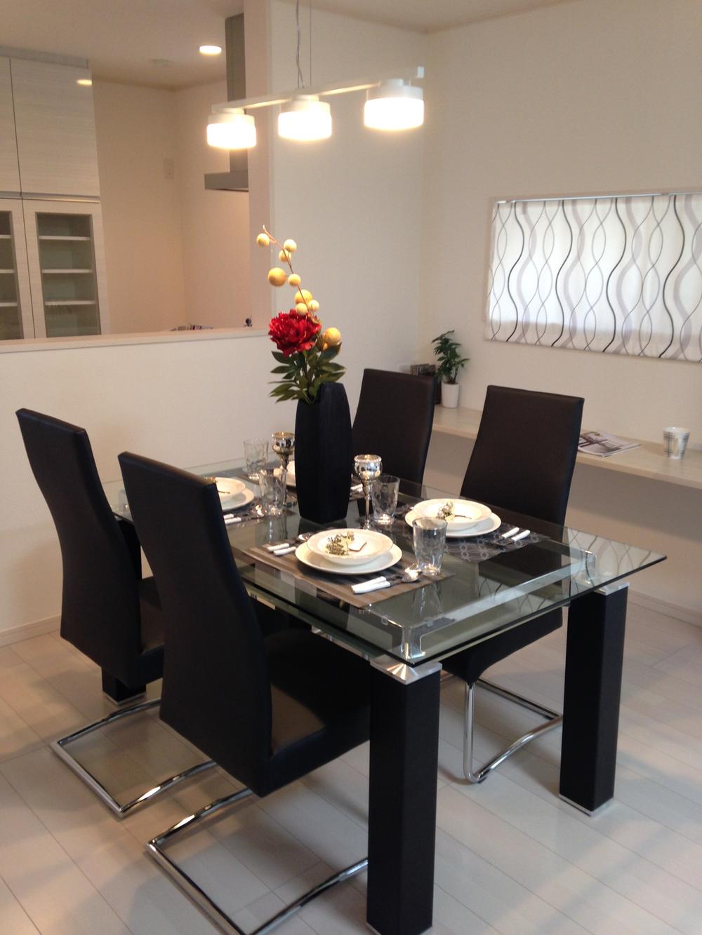 Model house photo. Past sale photo