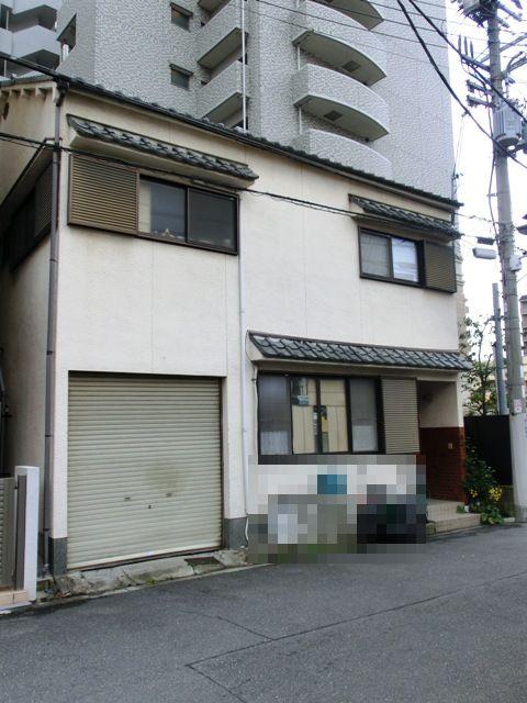 Local appearance photo