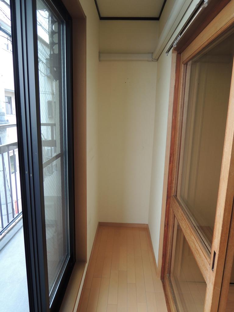 Other. With sun room. You can also room dry in the rain.