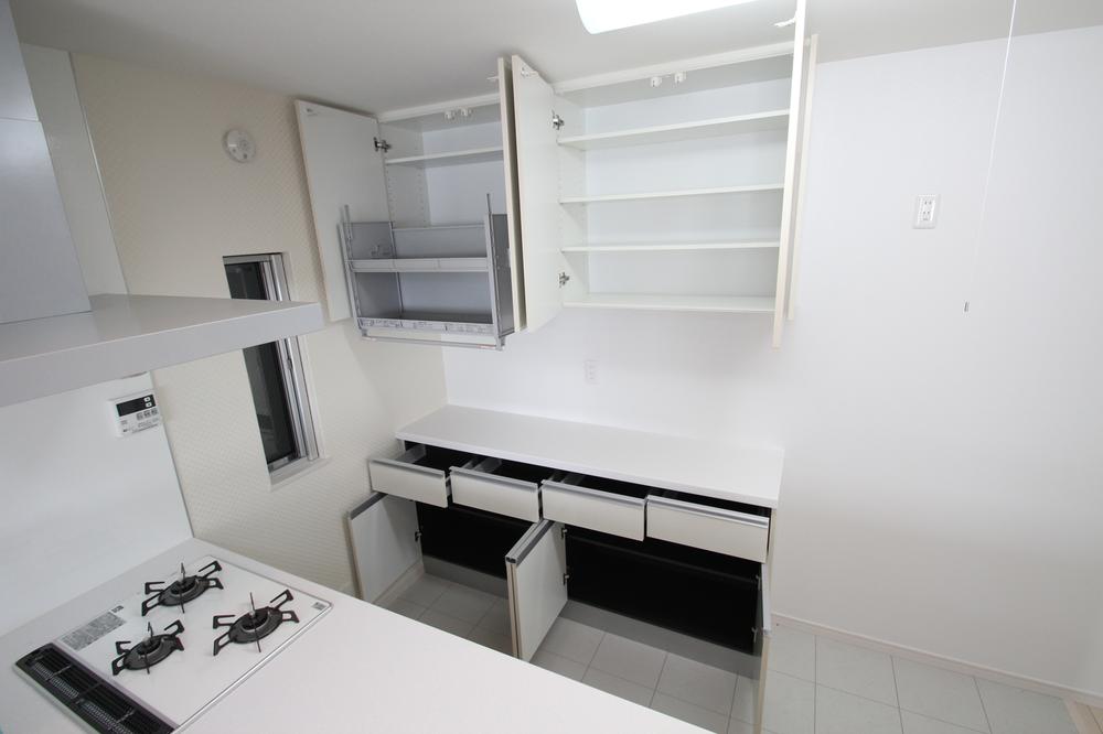 Kitchen. Also housed will Katazuki clean with plenty of kitchen