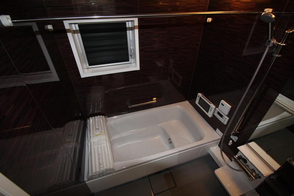 Bathroom. Bathroom TV ・ Mist sauna ・ Heating dryer with