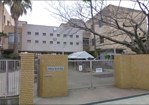 Junior high school. 504m to Osaka Yodogawa junior high school
