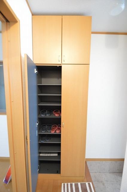 Receipt. Indoor (12 May 2013) Shooting