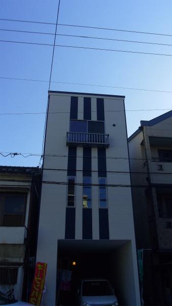 Local appearance photo