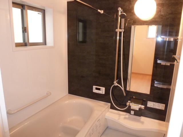 Bathroom. Indoor (September 2013) Shooting