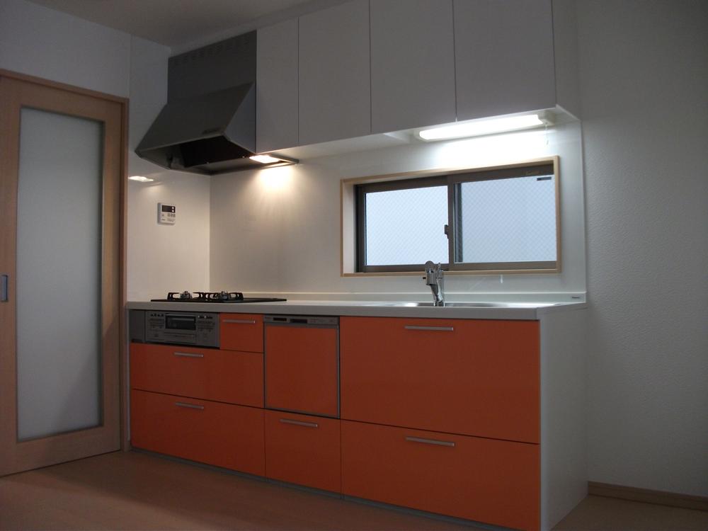 Kitchen.  ◆ It will be fun cooking colorful kitchen