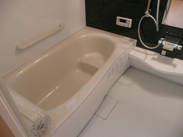 Bathroom. Large and clean bathroom