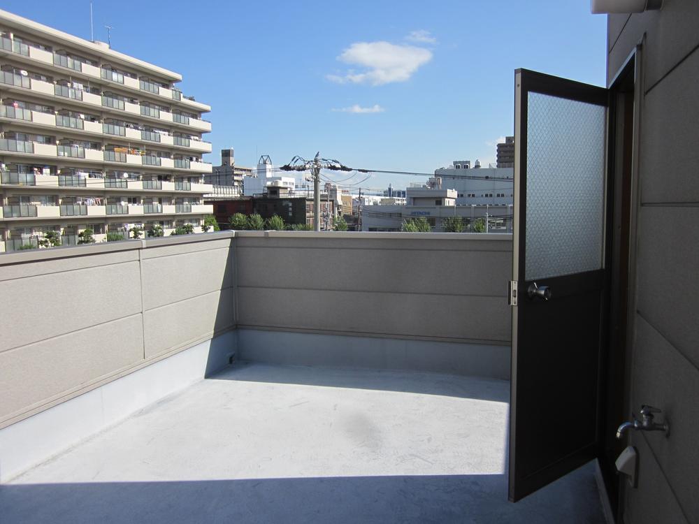 Other local. rooftop