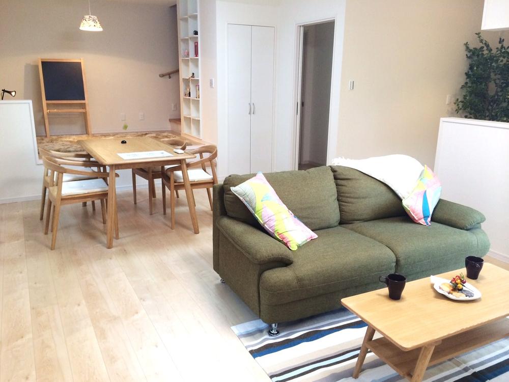 Living. ◆ living ◆