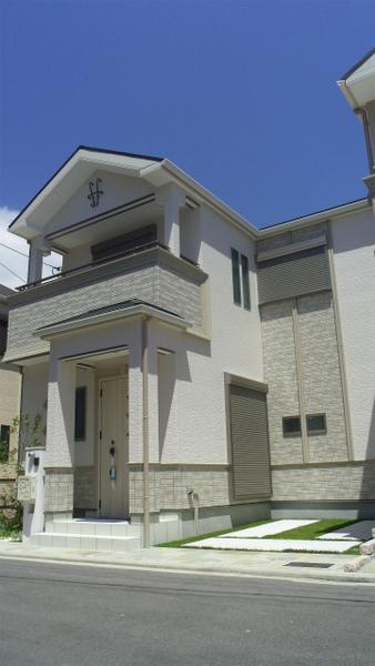 Local appearance photo