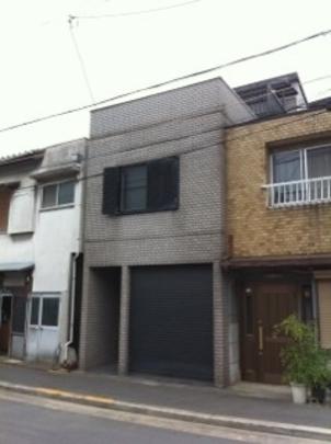 Local appearance photo. This appearance. Three stories, It is a land area 60.12 sq m. 