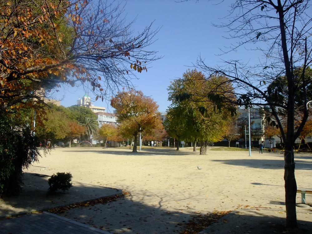 park. 463m until Johoku park