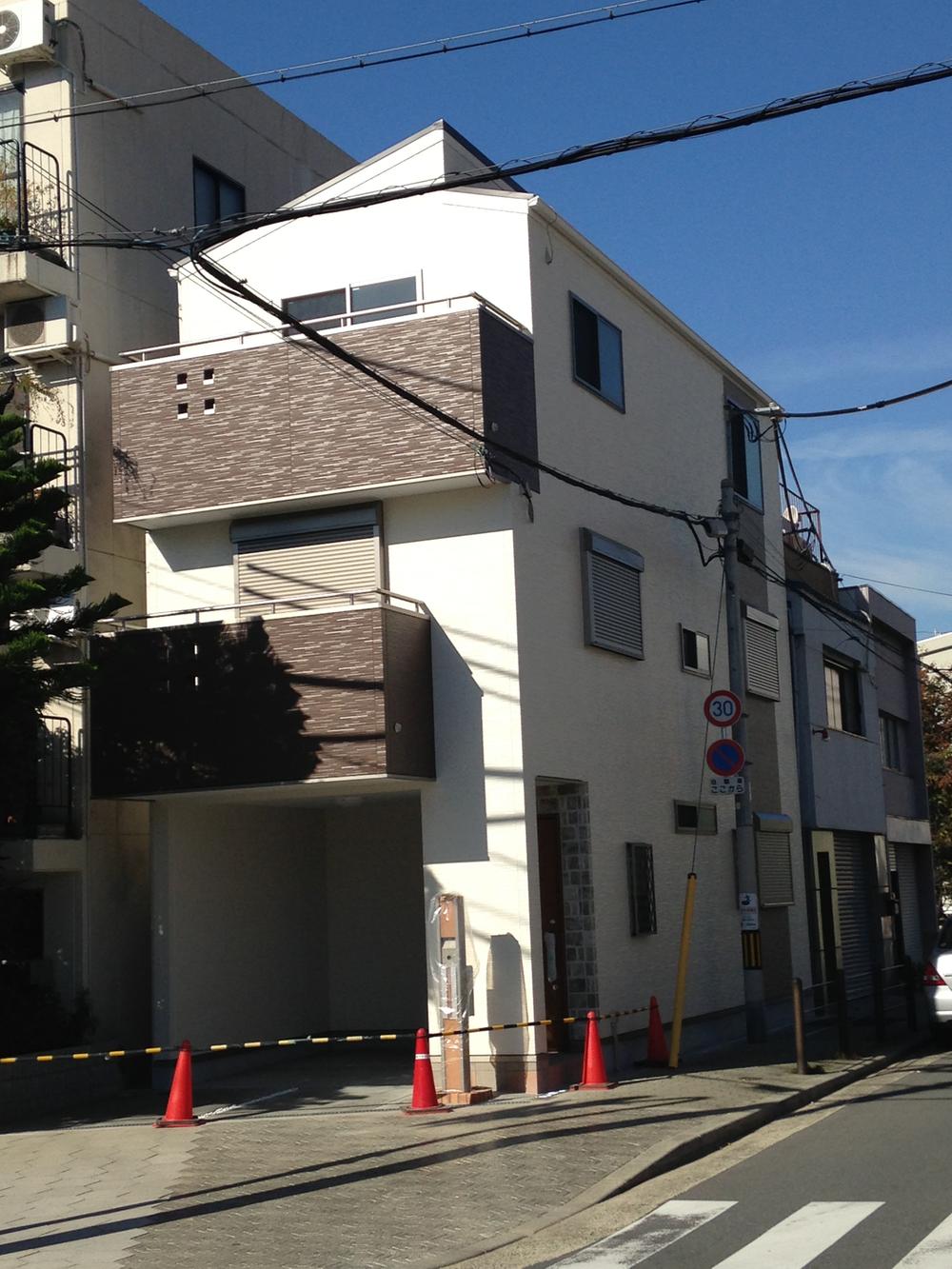 Local photos, including front road