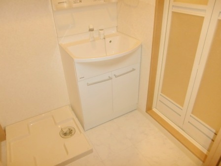 Washroom. Pitattohausu Nishinagahori shop Tel0120-47-4625