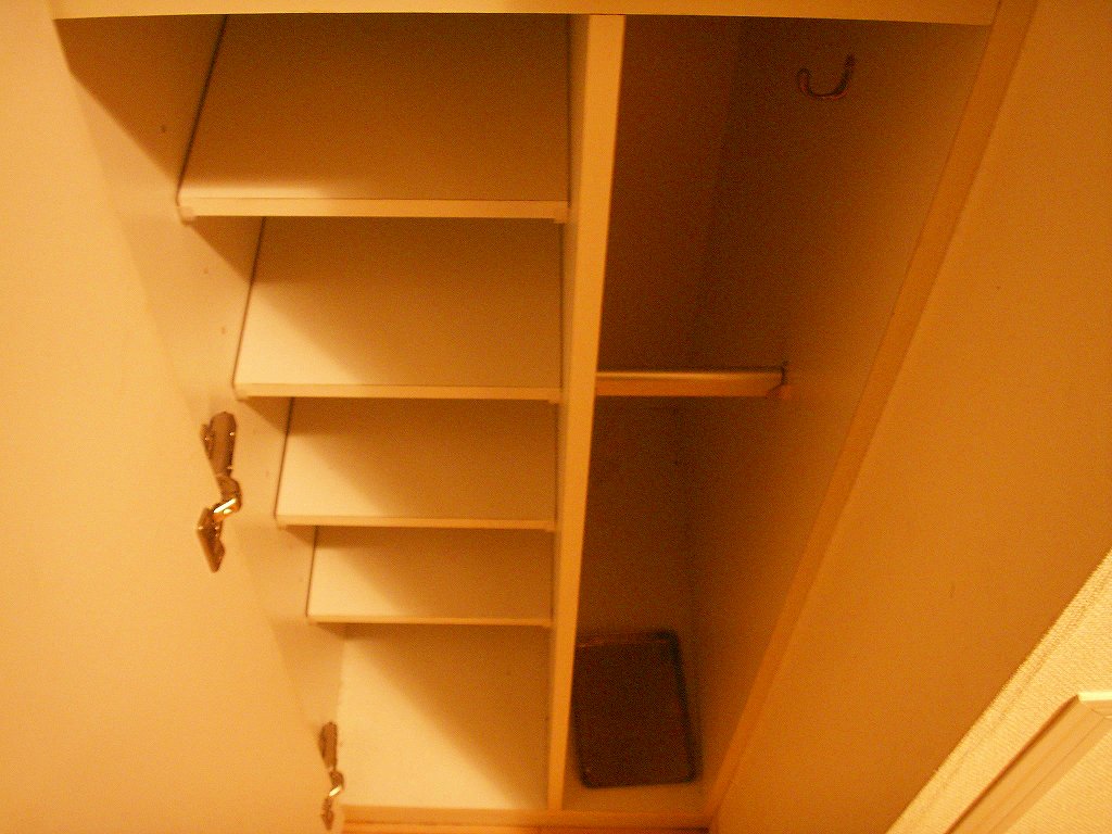 Other. Entrance storage