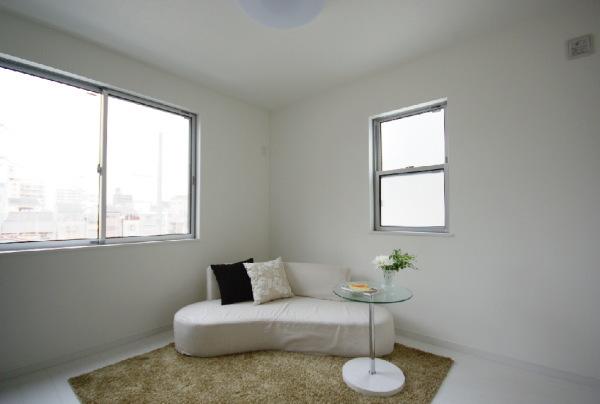 Non-living room. Our example of construction bright third floor of a Western-style