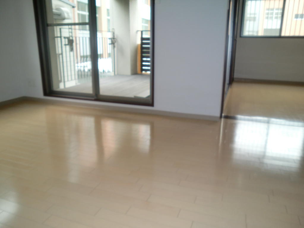 Living and room. Osaka Naniwa-ku, rent to Pitattohausu Nishinagahori shop! 