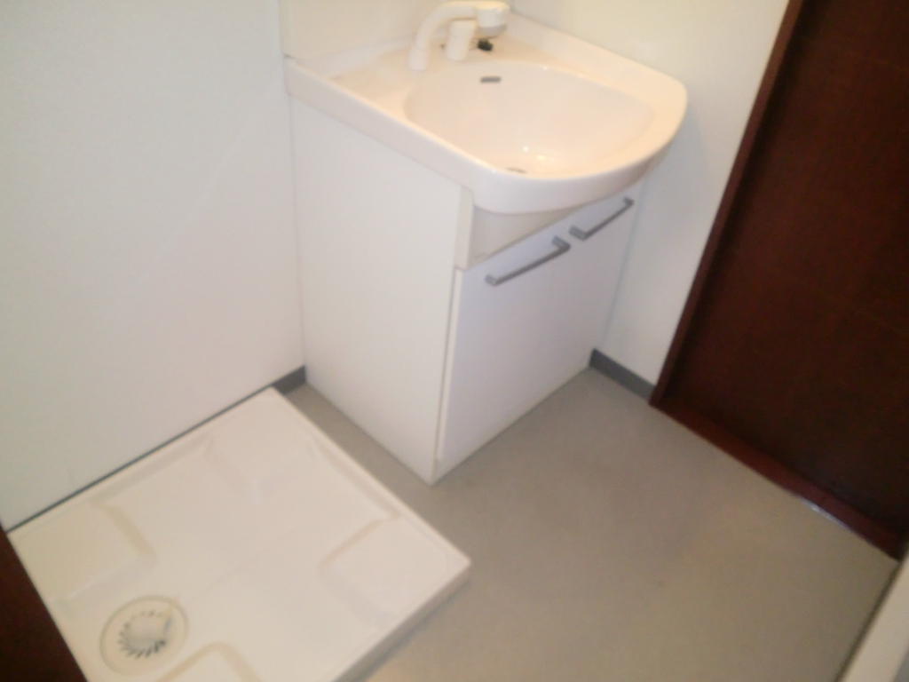 Washroom. Osaka Naniwa-ku, rent to Pitattohausu Nishinagahori shop! 