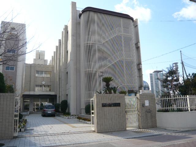 Junior high school. 1300m to Osaka City Tatsunishi junior high school