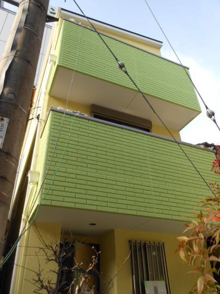 Local appearance photo.  ■ Local appearance photo ■  We worked to differentiate itself from around the house and color scheme the color of pale pastel color. Since it is the completed property can be field trips. Please feel free to consult those who wish the person in charge.