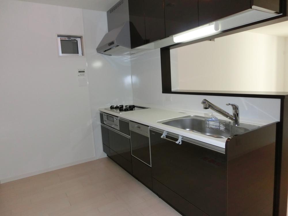 Kitchen. Dishwashers, Water purifier kitchen