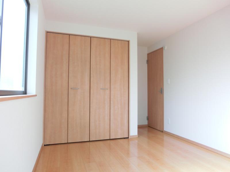 Same specifications photos (Other introspection)