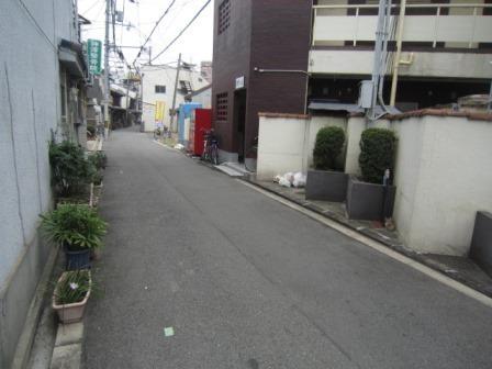 Local photos, including front road. Local (11 May 2013) Shooting