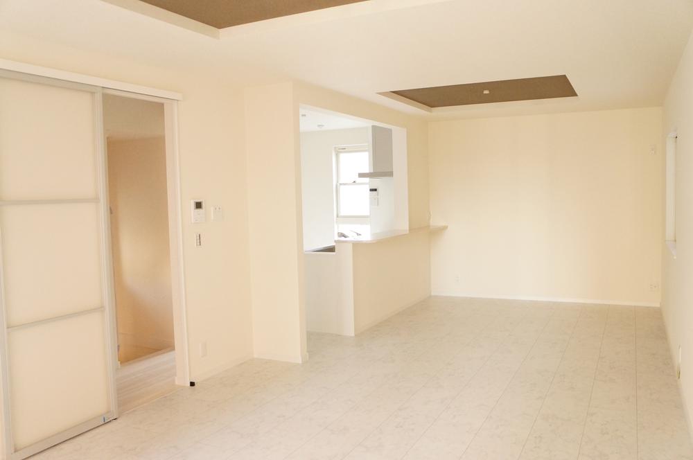 Living. Family recreation, Living space spread.