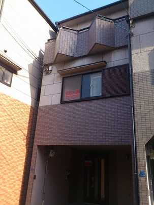 Local appearance photo. This appearance. 