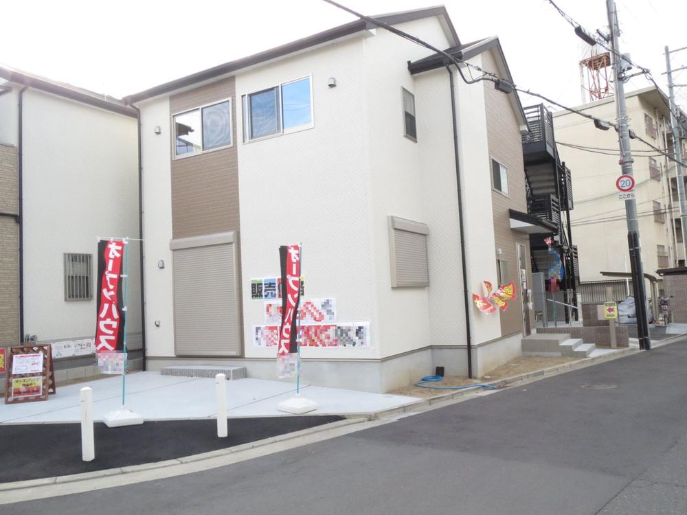 Rendering (appearance). Building construction cases