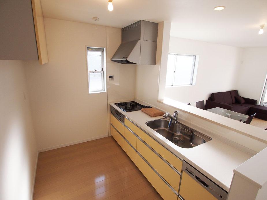 Kitchen. Kitchen spacious! ! Cooking is fun space