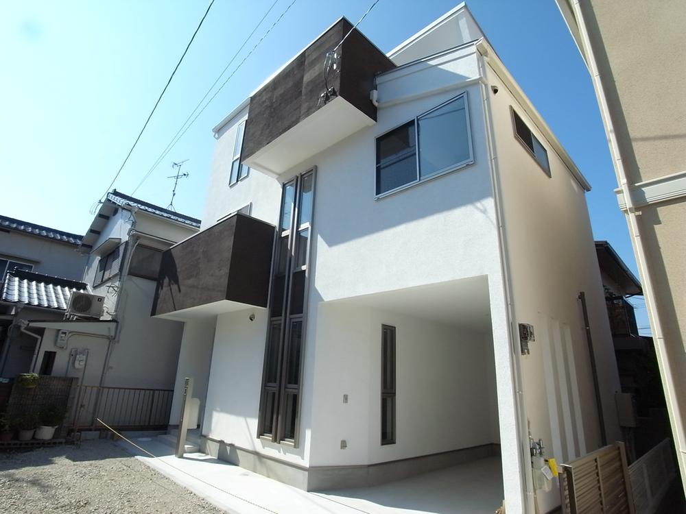 Same specifications photos (appearance). The example of construction photos