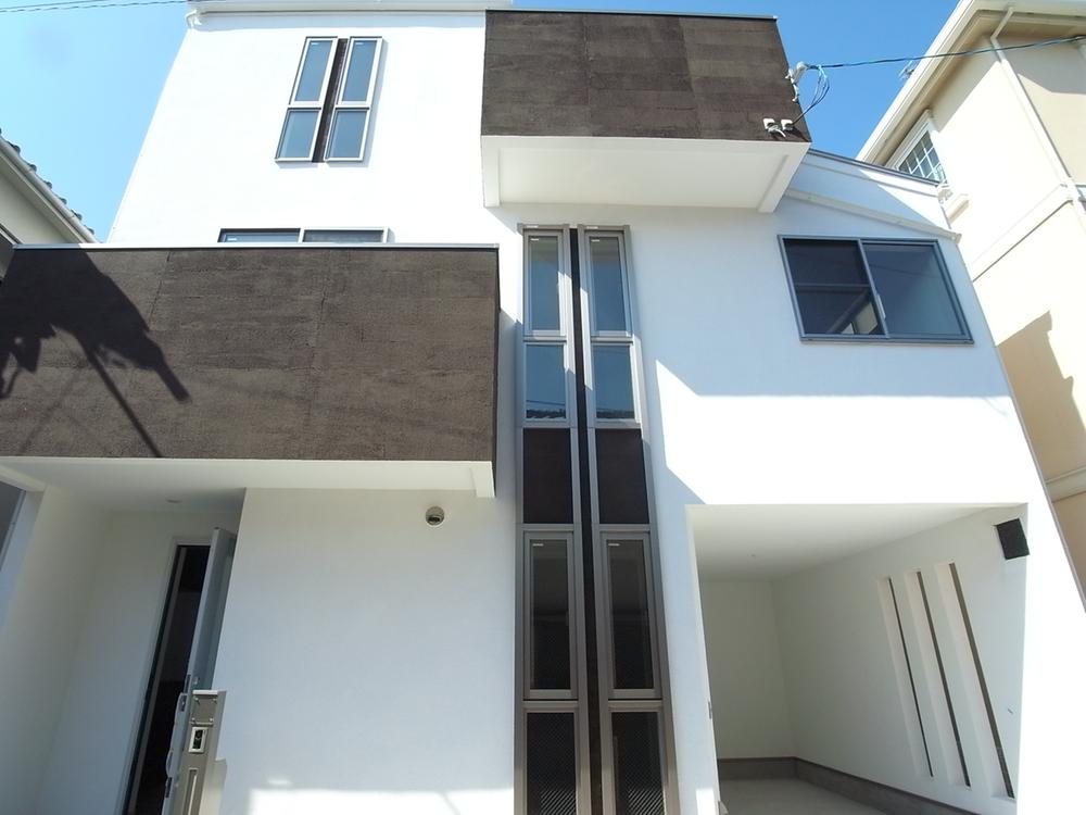 Same specifications photos (appearance). The example of construction photos