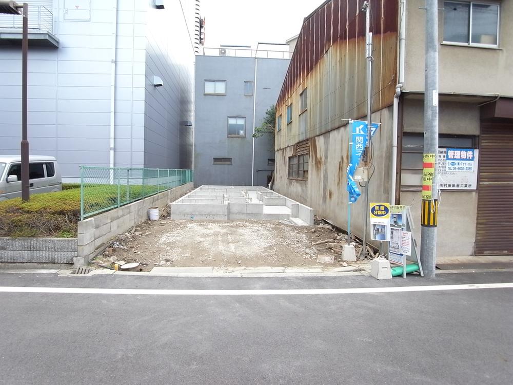 Local photos, including front road. Local (December 24, 2013) Shooting Basic completion