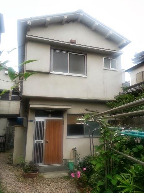 Local appearance photo. Local (08 May 2013) Shooting