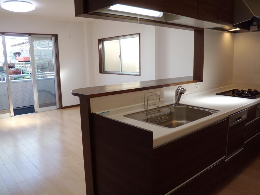 Building plan example (introspection photo). Solar housing construction cases (kitchen)