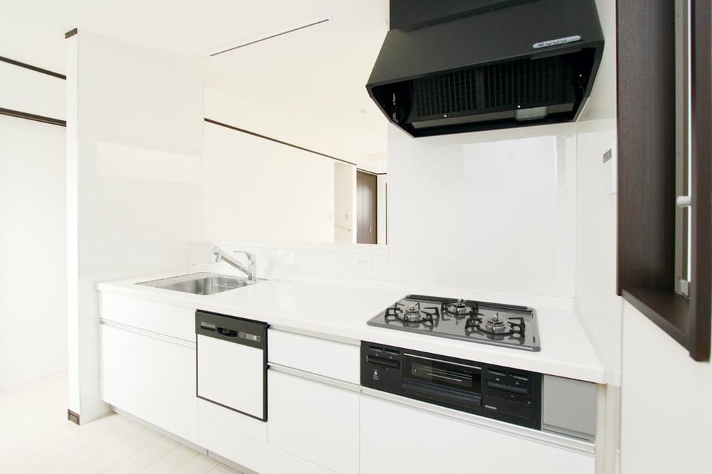 Kitchen. Indoor (July 2013) Shooting