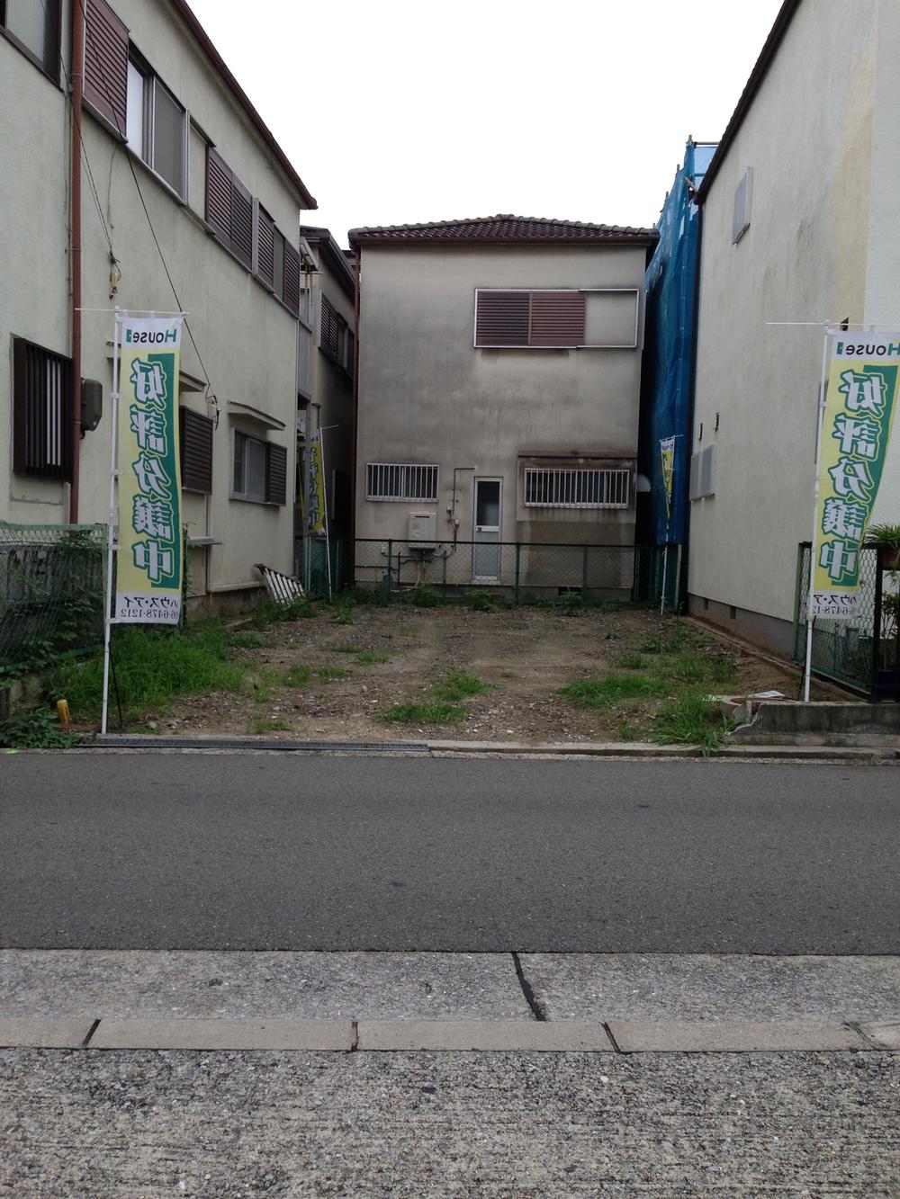 The entire compartment Figure. Compartment figure